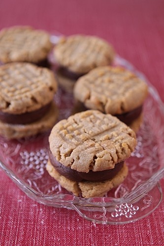 Peanut Butter Sandwich w/Chocolate Buttercream