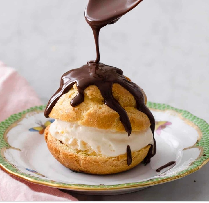 PROFITEROLES