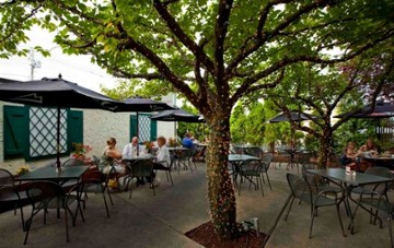 The Mahwah Bar & Grill