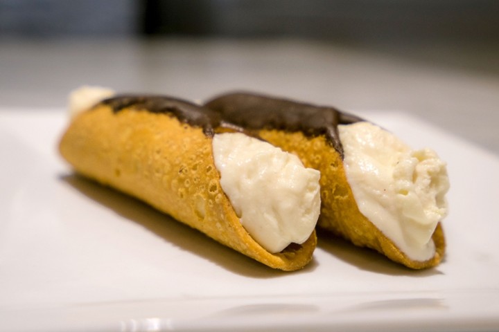 CANNOLI