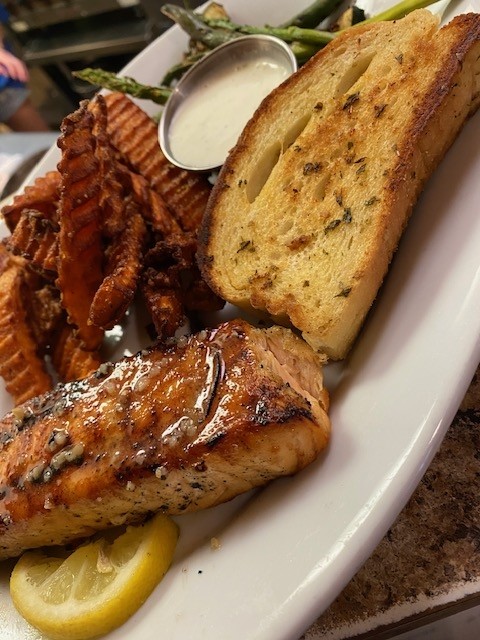 Grilled Salmon with Sauce