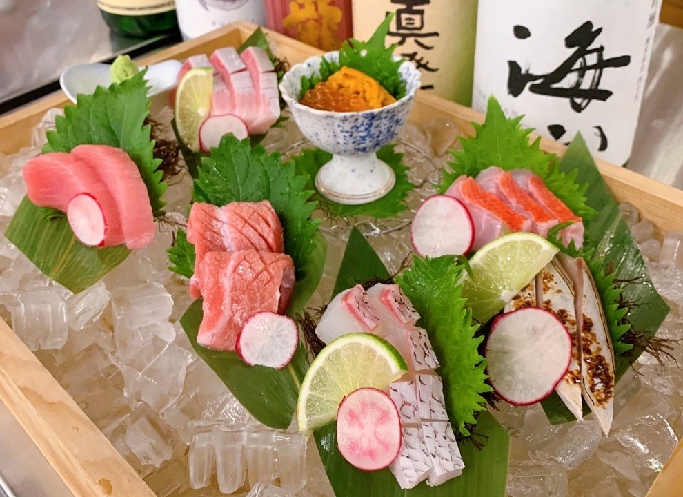 Sashimi Combination Deluxe (7 kinds)