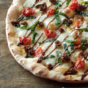 Ramundo Pizza Famiglia - Liberty Collective Ramundo Pizza Famiglia - R4