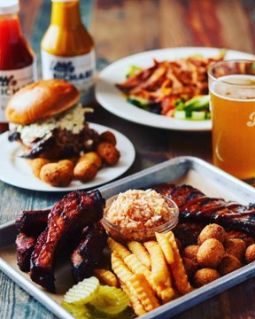 Little Richard's BBQ Clemmons