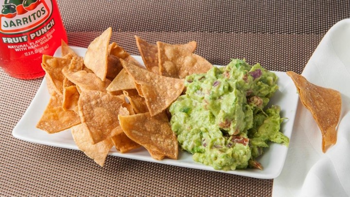 Guac N Chips