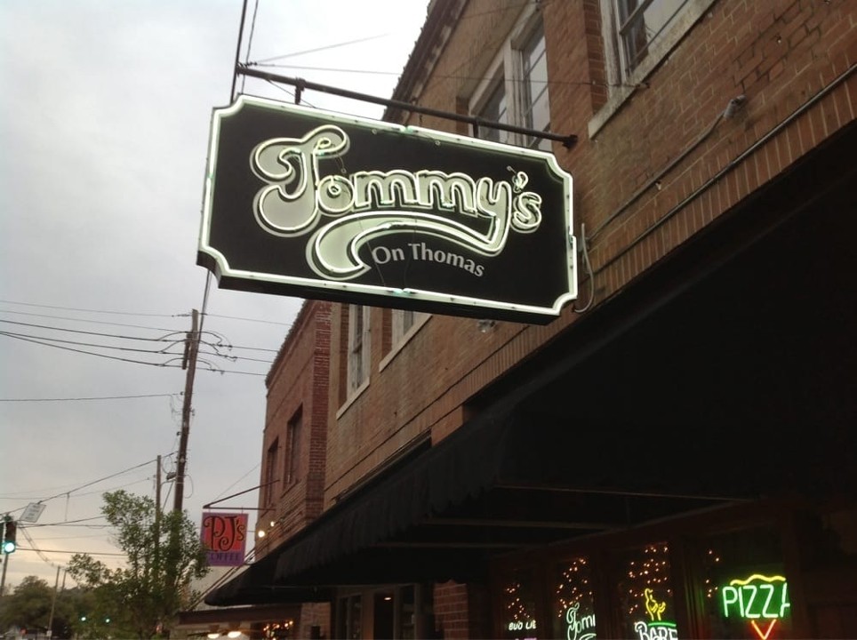 Tommy’s on Thomas 216 W Thomas St
