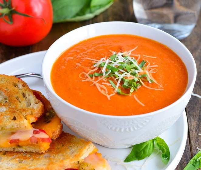 Tomato Basil ﻿Soup