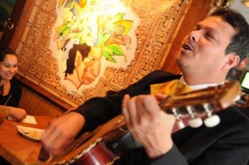 Abi Azteca Grill & Bar