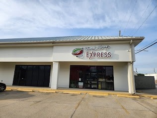Thai Zaap Express- 131 W Robert E Lee Blvd