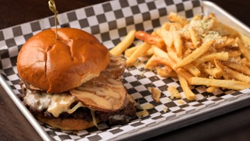 The Goal Line Pizzeria and Sports Bar