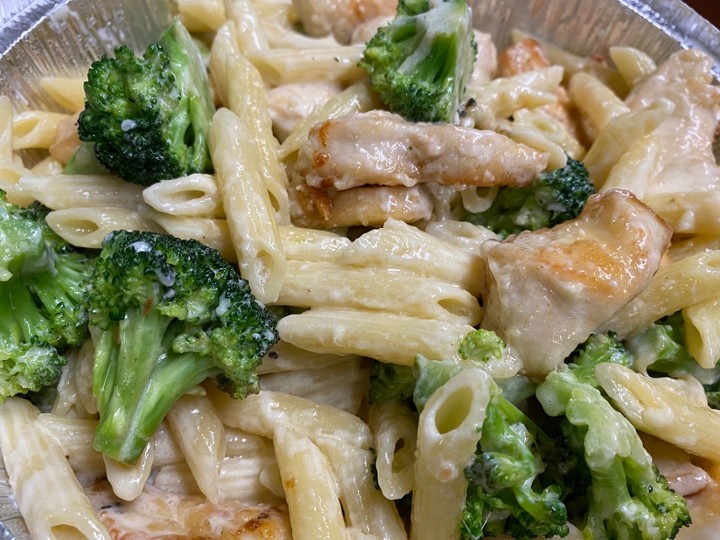 Chicken + Broccoli Alfredo