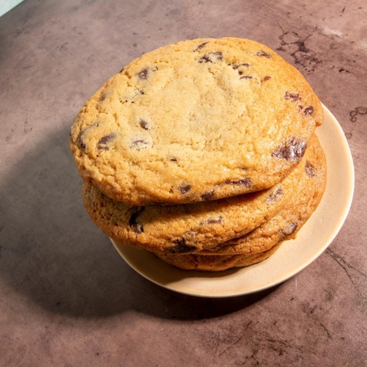 Chocolate chip cookie