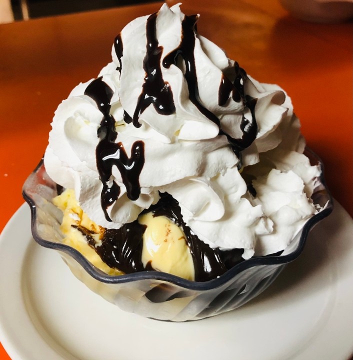 Hot Fudge Sundae