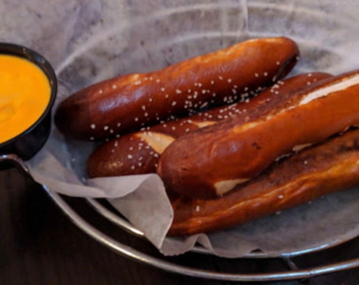 4 Pretzel Sticks