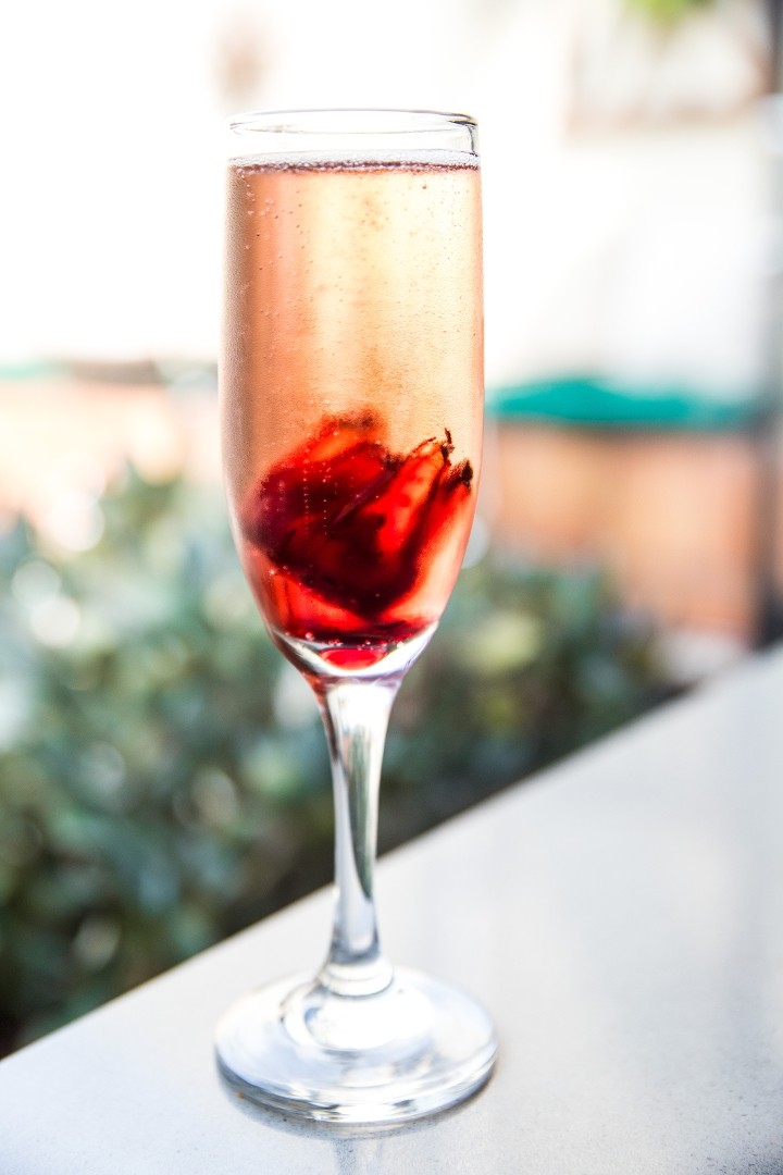 HIBISCUS FLOWER CHAMPAGNE