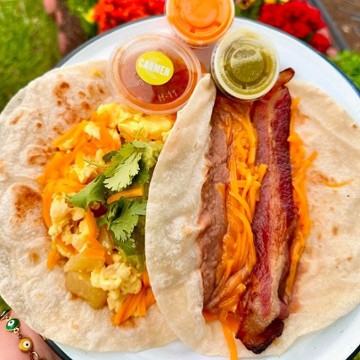 Con Huevos Tacos