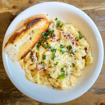 Cadiville Bar and Grille