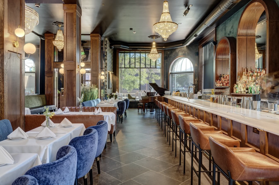 Le Rêve Restaurant & Raw Bar