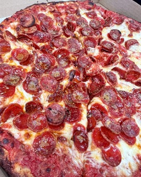 Macy's Place Pizzeria Clarence