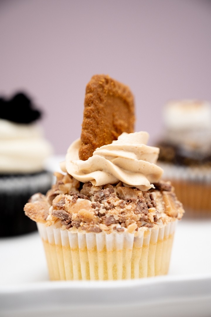 4016 W Hillsborough Ave - Housemade Snickers Cupcake