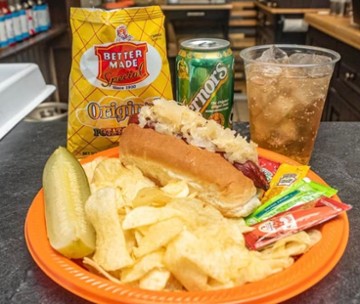 DEER CAMP® BREWS & EATS TRAVELING CAFE DEER CAMP COFFEE