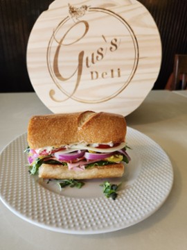 Gus's Deli 402 W 3rd St McGregor, Tx