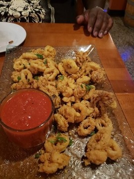 Mi Amici Bar & Grill Italian Restaurant