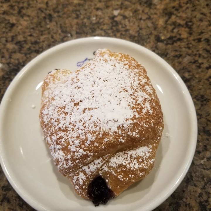 Marionberry Cream Cheese Croissant (2 days in advance))
