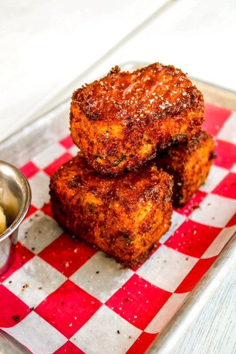 Jalapeño Cheddar Corn Bread