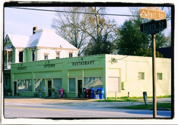 Minnie's Uptown Restaurant - Columbus 104 8th st