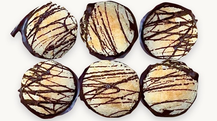 6 Chocolate Coconut Macaroons (DF)
