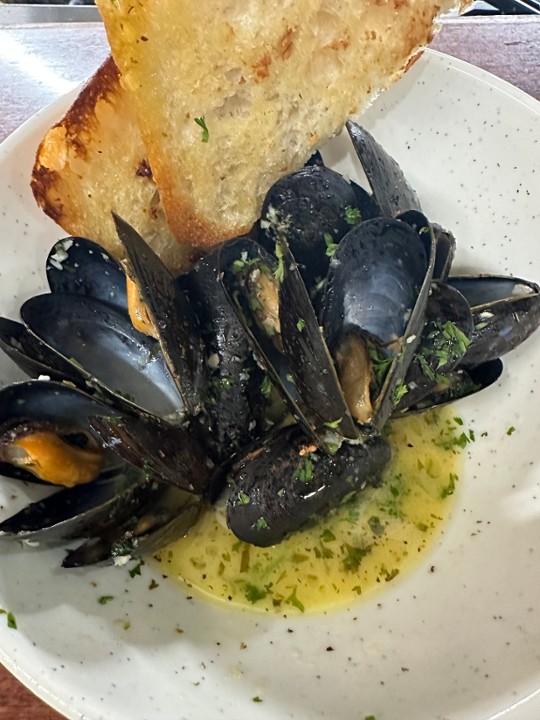 Steamed Mussels