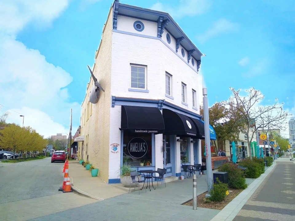 Amelia's  Fletcher Place