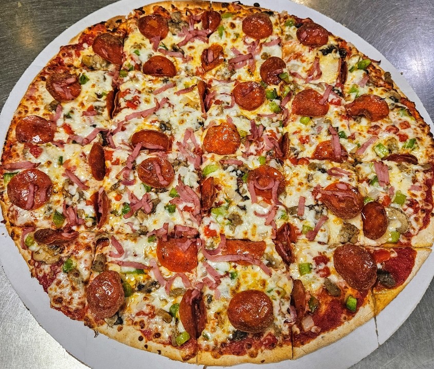 18" Everything But The Anchor Pizza