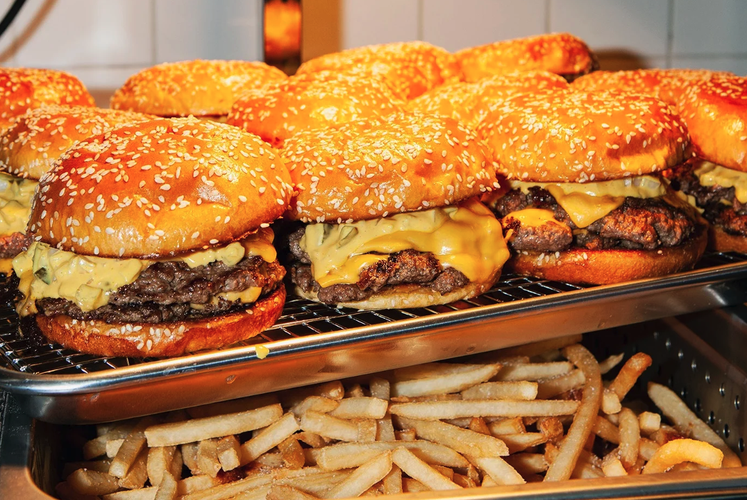 Matty's Patty's Burger Club - Cost Mesa