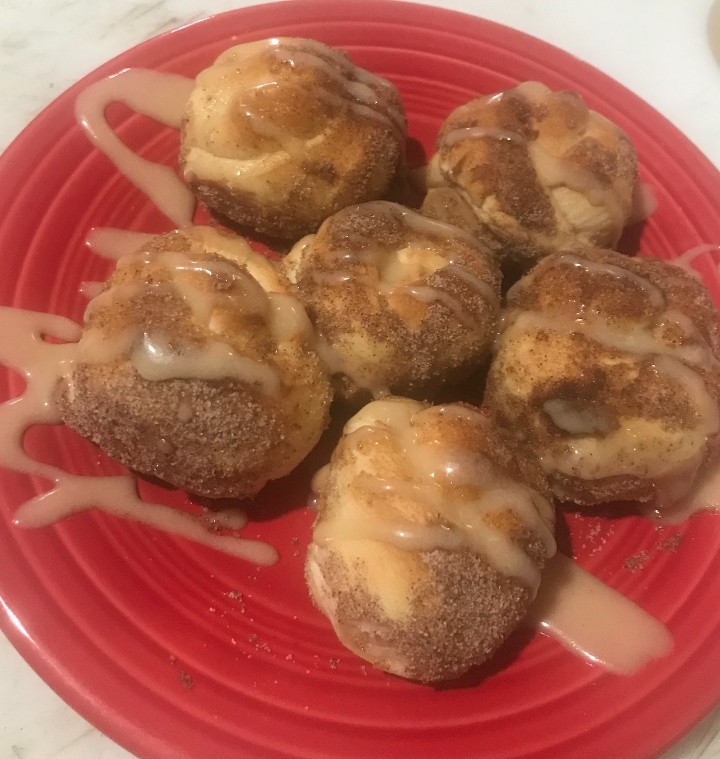 Cinnamon Knots