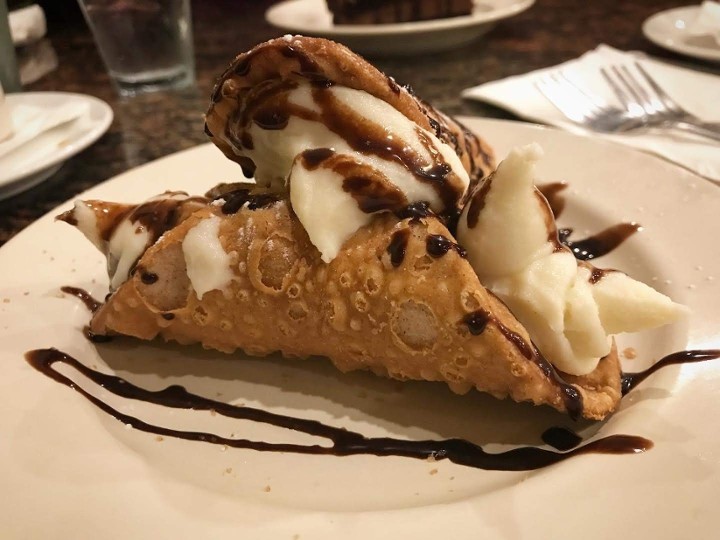 Chocolate Chip Cannoli