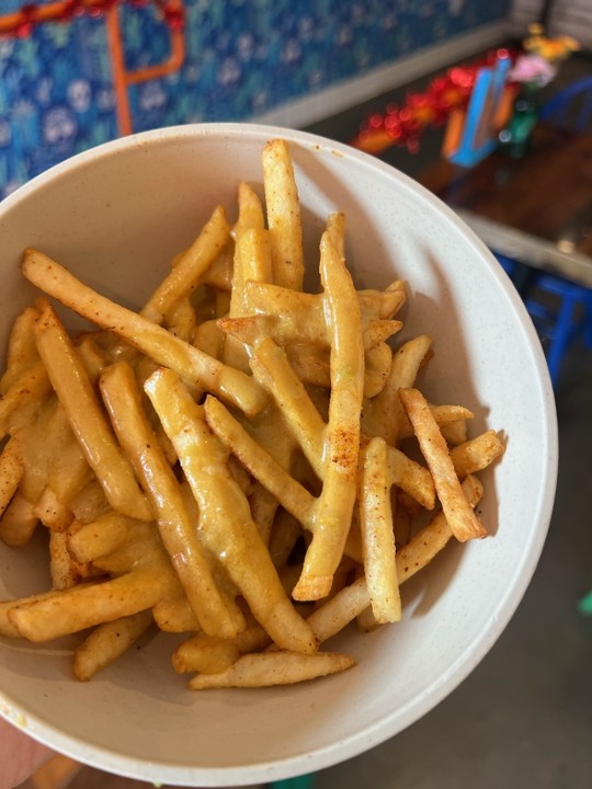 Queso Fries