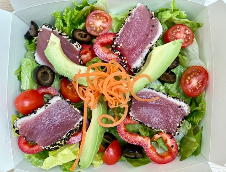 Sesame Crusted Seared Tuna Salad (L)