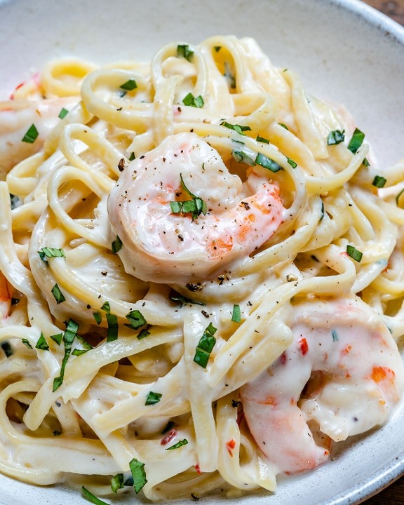 Spaghetti w/Shrimp Alfredo