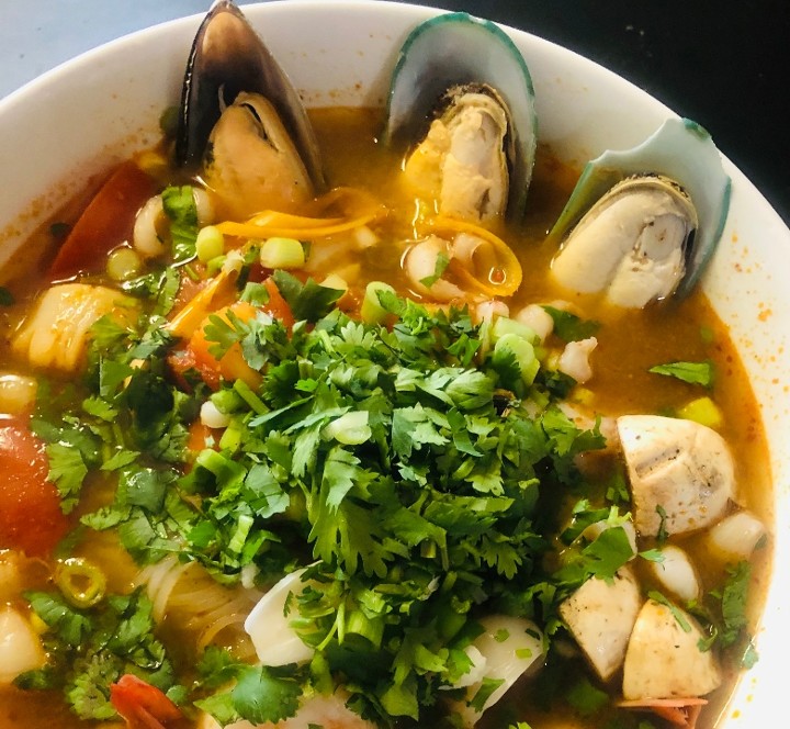 Tom Yum Seafood