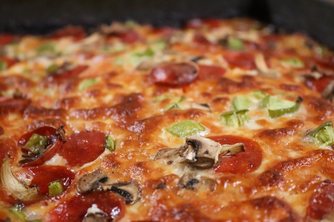Upriver Pizza 1681 Benzie Hwy
