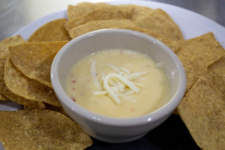 Chips & Queso