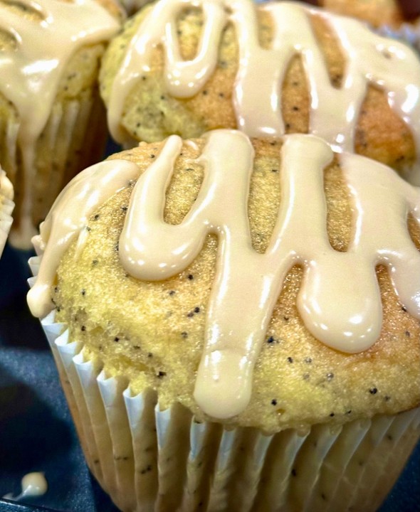 Lemon Poppyseed Muffin