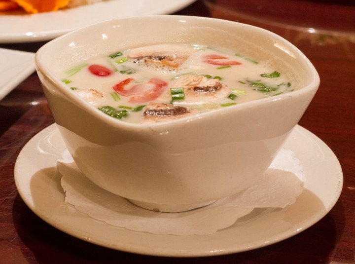 Tom Kha