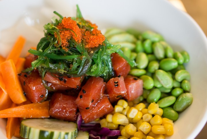 Tuna poke bowl