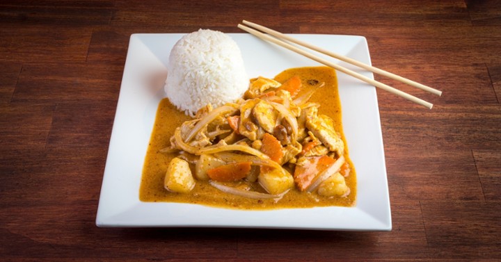 Massaman Curry (Dinner) 🌶️