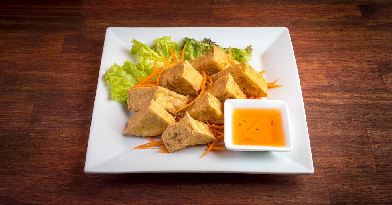 Crispy Tofu Triangle (8 Pcs)