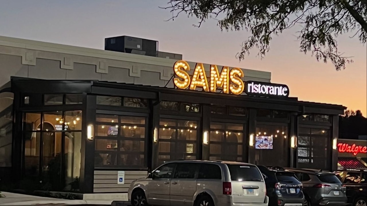 Sam's Ristorante and Pizzeria on Riverside 6075 E Riverside Blvd