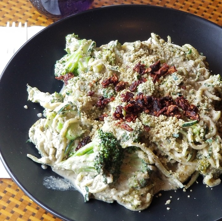 Pesto Fettuccine with Broccoli